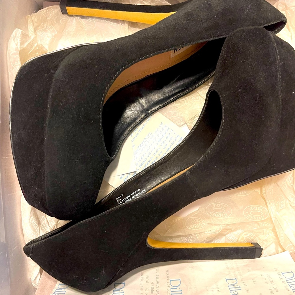 Black suede Jessica Simpson platform heels